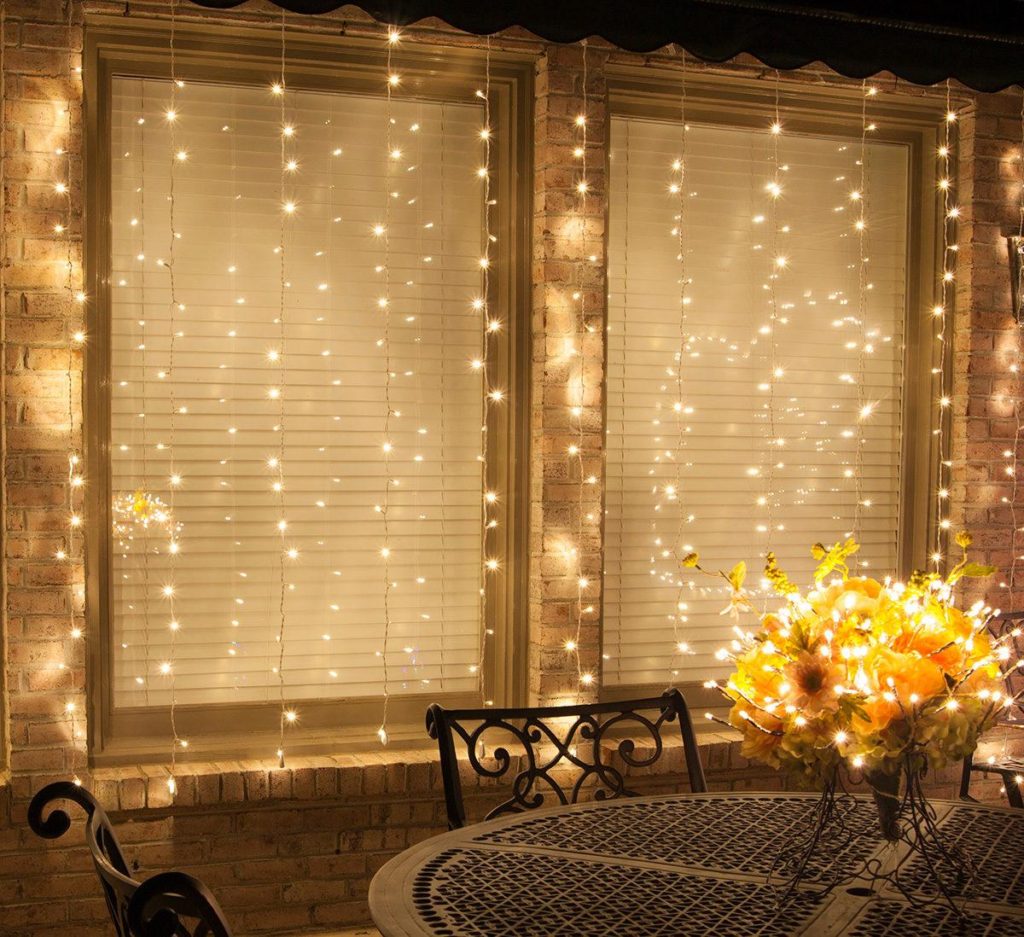 Curtain Lights: LED Mini String Light Curtains