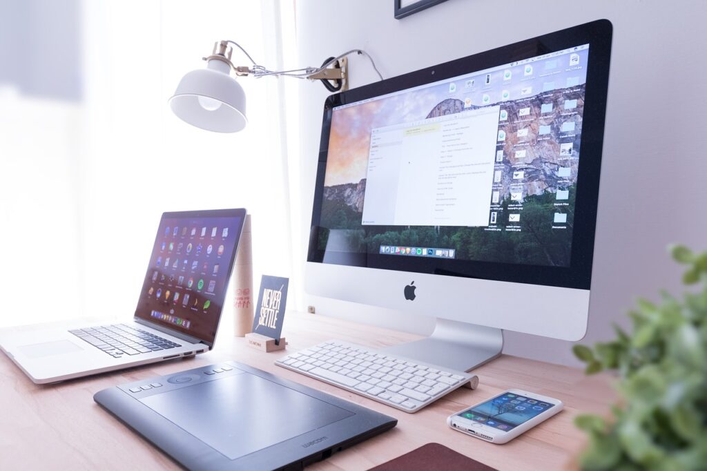 iMac computer, Apple Laptop, Mobile Phone, Modern Technology, Internet of Things (IoT)