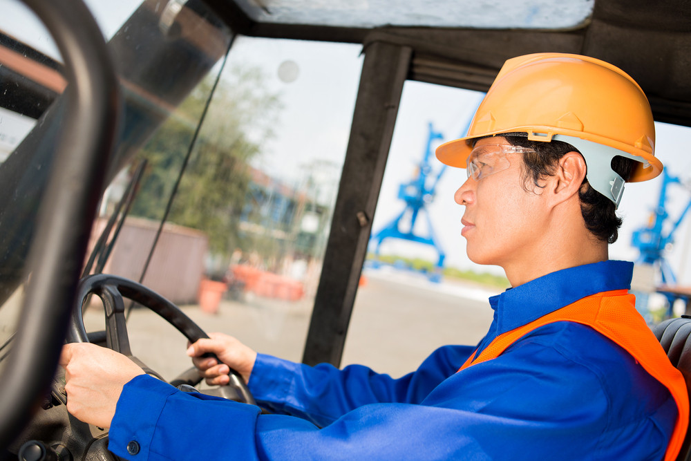 Technology is Improving Truck Driver Safety